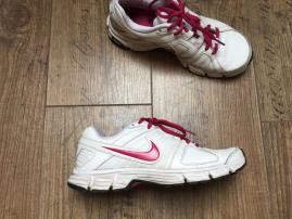 Nike tenisky (4/4)