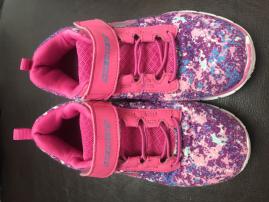Skechers dievcenske tenis (1/4)