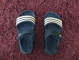 Adidas sandálky (1/3)