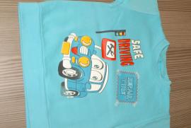 Mikina s autom (2/4)