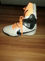 Tarfy nike (2/4)