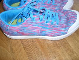Tenisky reebok (2/3)