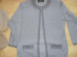 Pulovre xl (1/3)