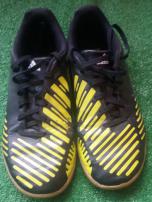 Halovky adidas (2/4)