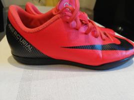 Halovky nike (2/2)