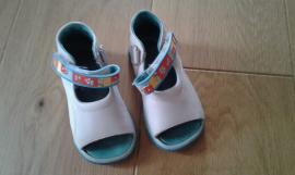 Sandale (3/4)