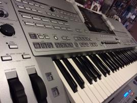 Nové yamaha genos xxl (76 (2/2)
