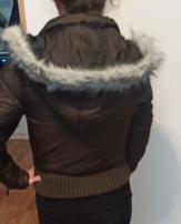 Hnedá bunda s kapucňou (3/4)