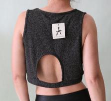 Nový lurexový crop top (1/4)