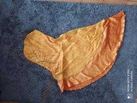Oranžové šaty (3/4)