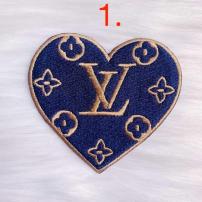 Nášivky louis vuitton (1/4)