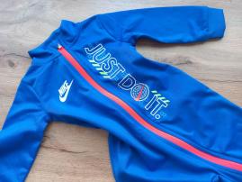 Overl nike (2/4)