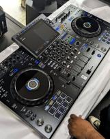 Alphatheta xdj-az nový dj (3/4)